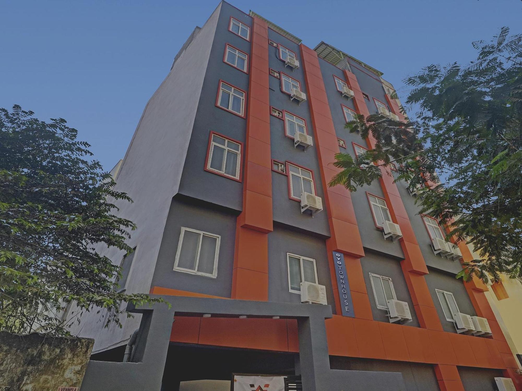 Hotel Collection O White Riviera Near Kondapur Hyderabad Exterior foto